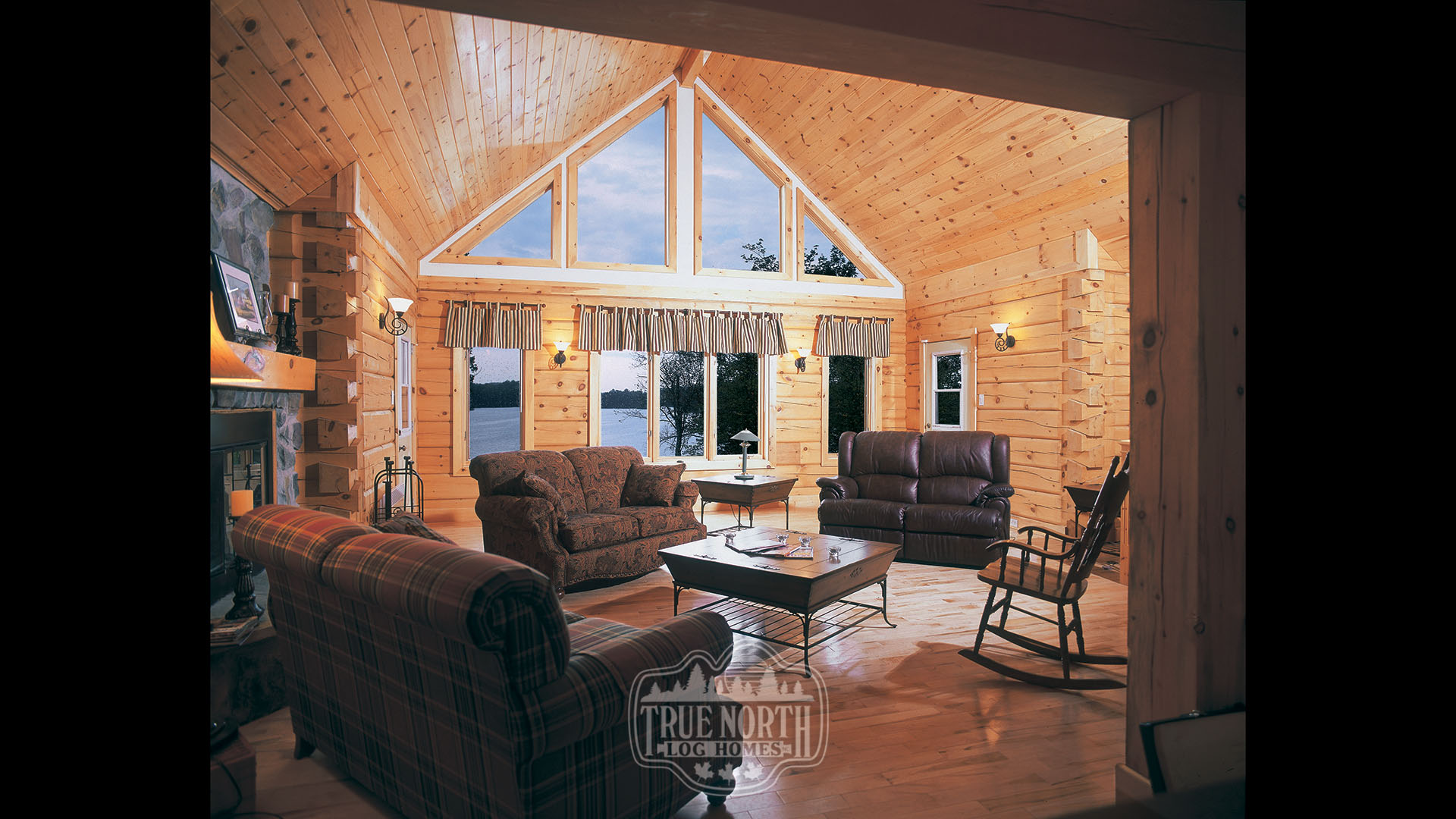 Klondike 3 living room