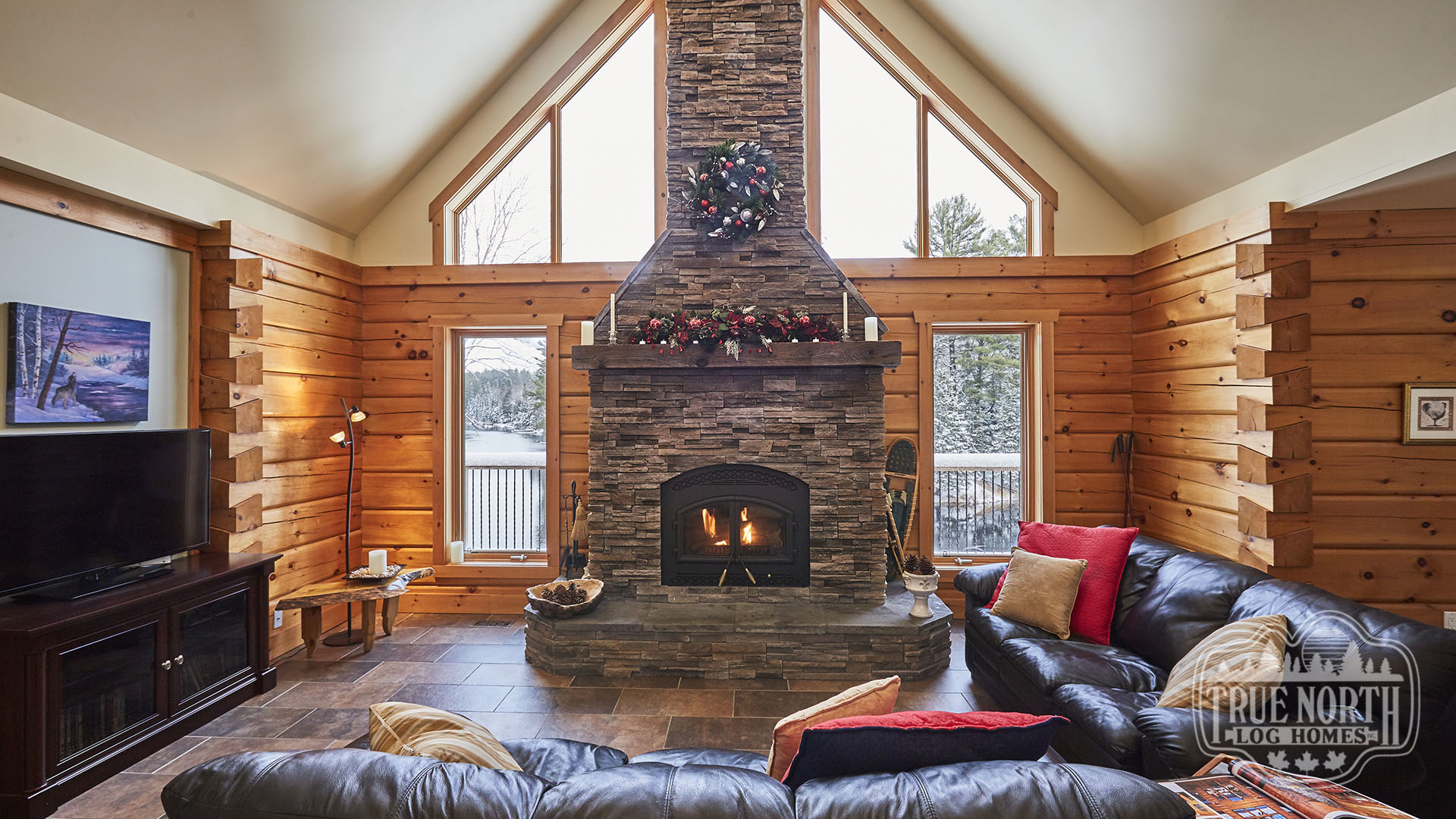 Klondike 5 living room