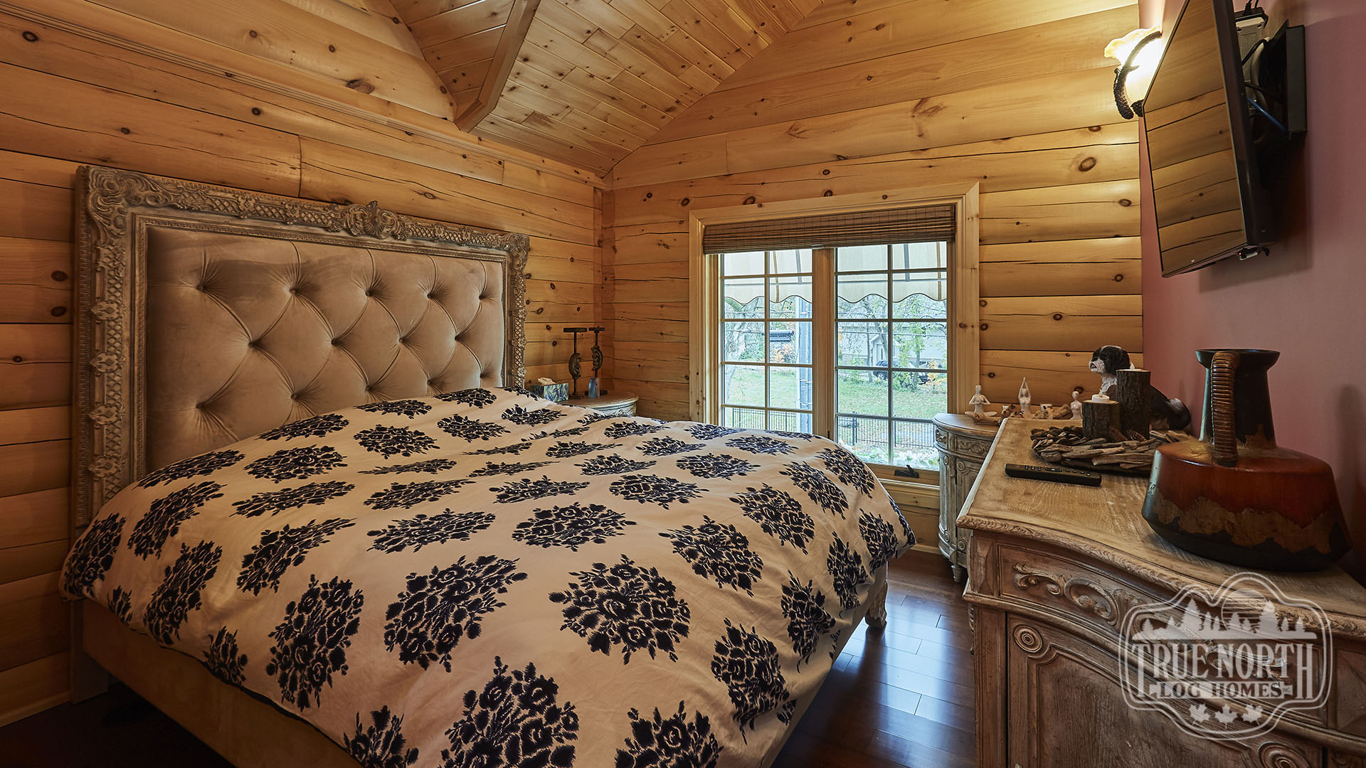 The Matin Residence bedroom