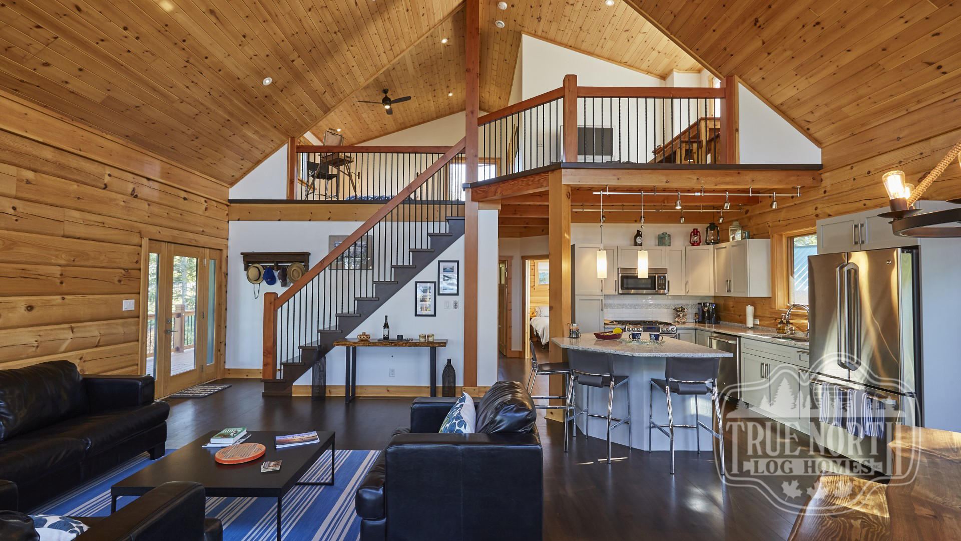 ASPEN 10 interior overview