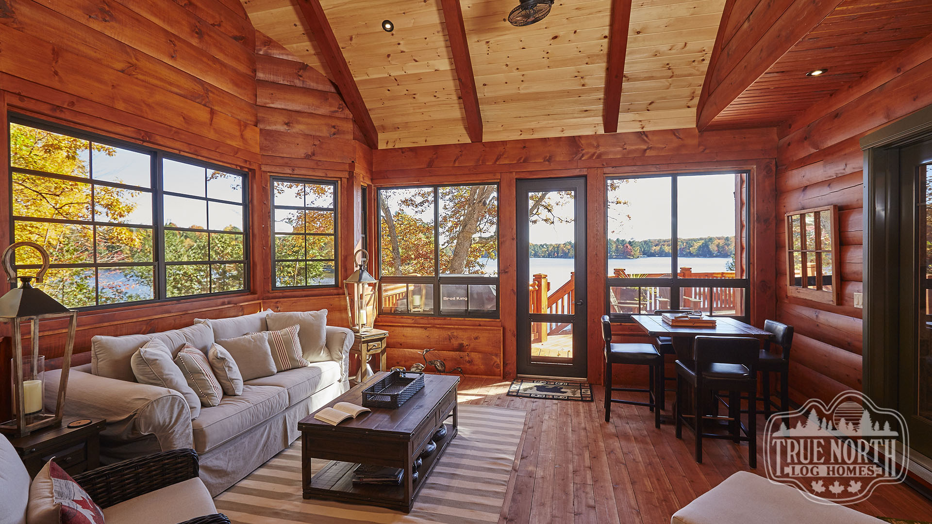 BLACKSTONE 2 sun room