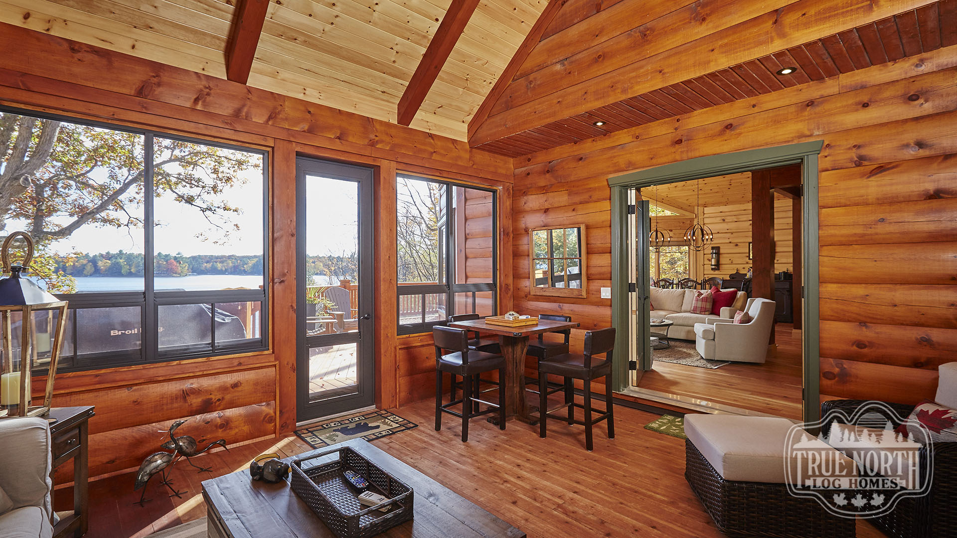 BLACKSTONE 2 sun room