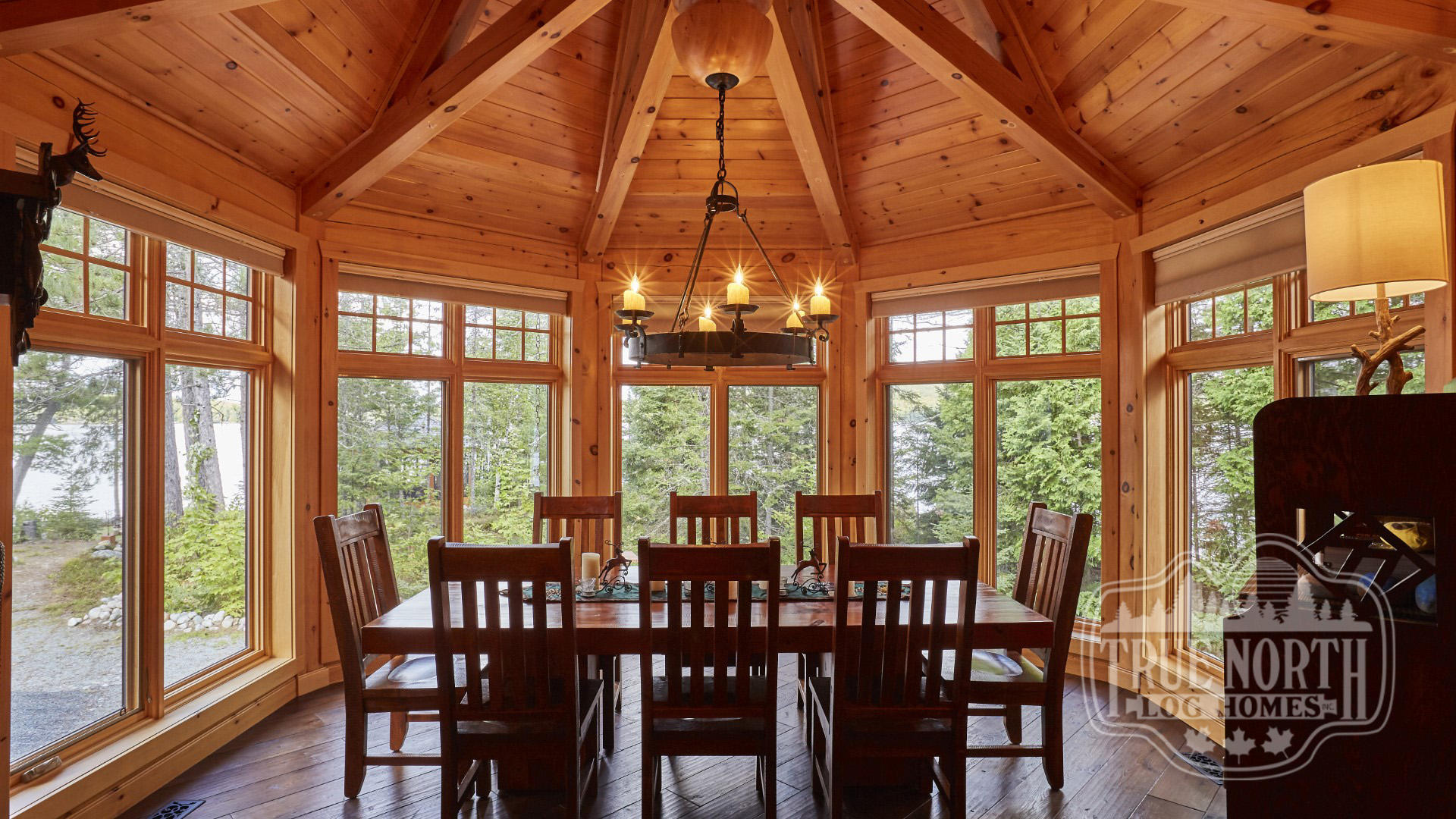 Citadel 10 dining room