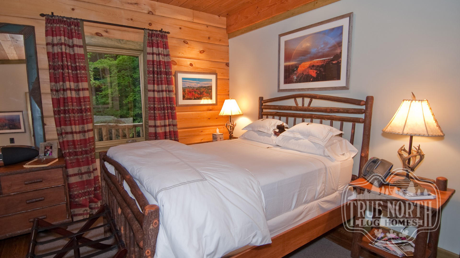 The Morris Residence bedroom