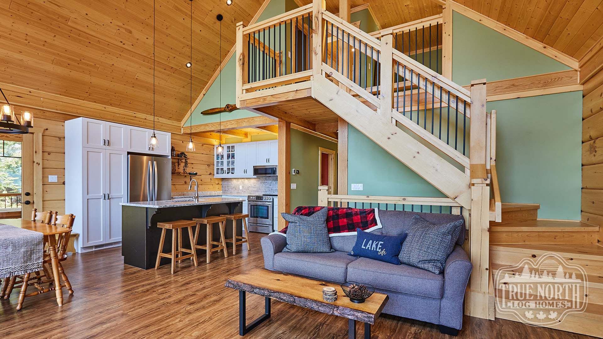 Arrow Head interior overview