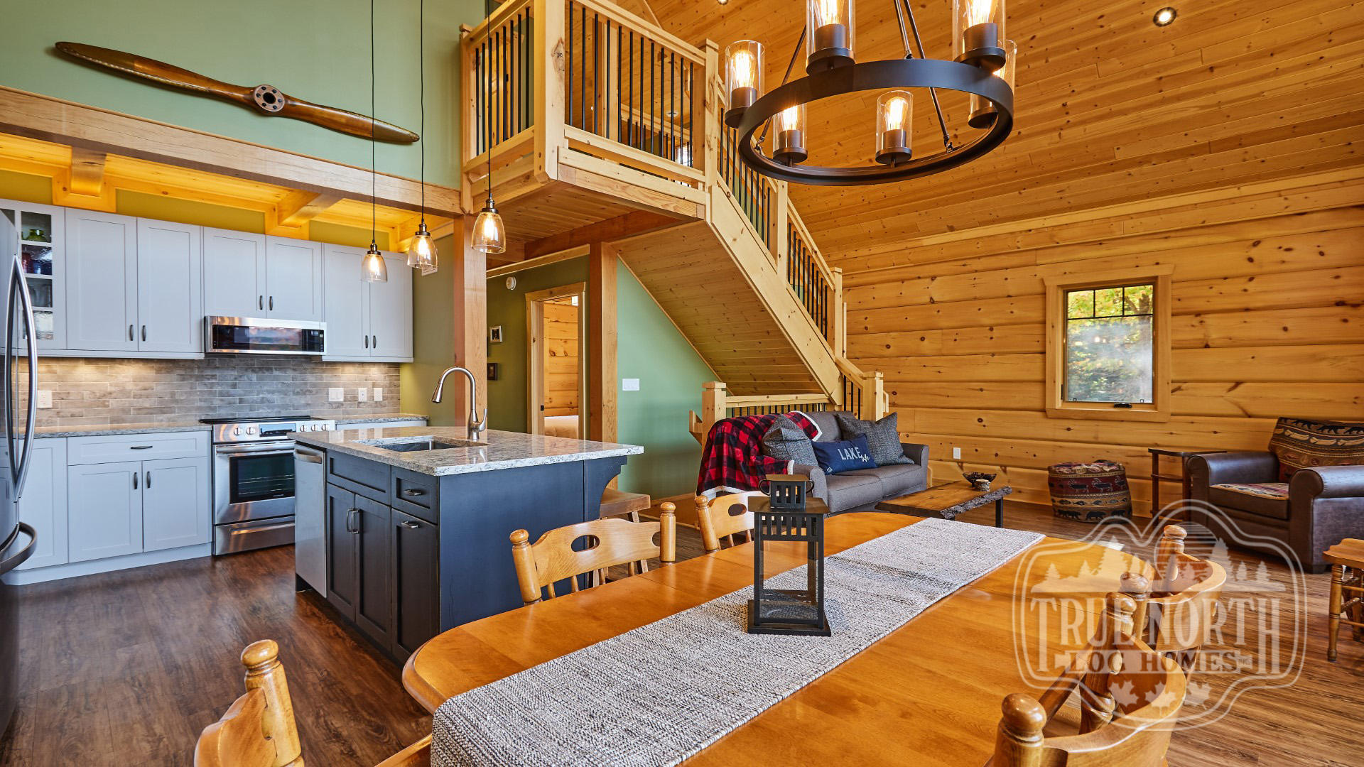 Arrow Head interior overview