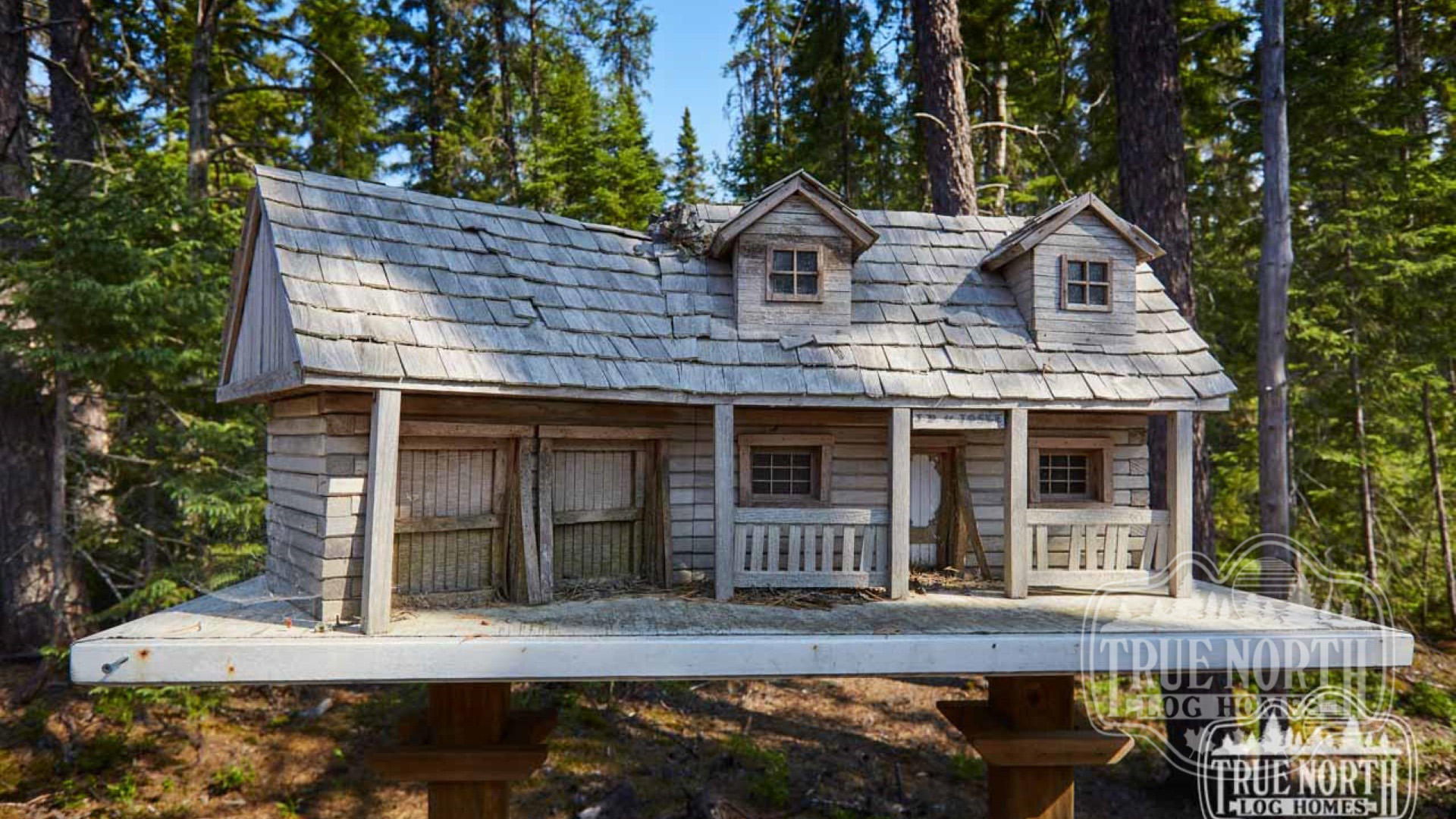 Citadel 11 smalle scale model