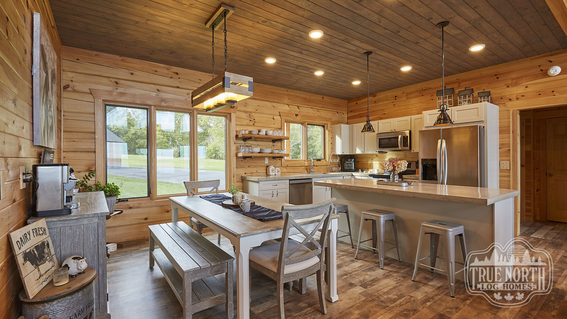 Klondike 6 dining room