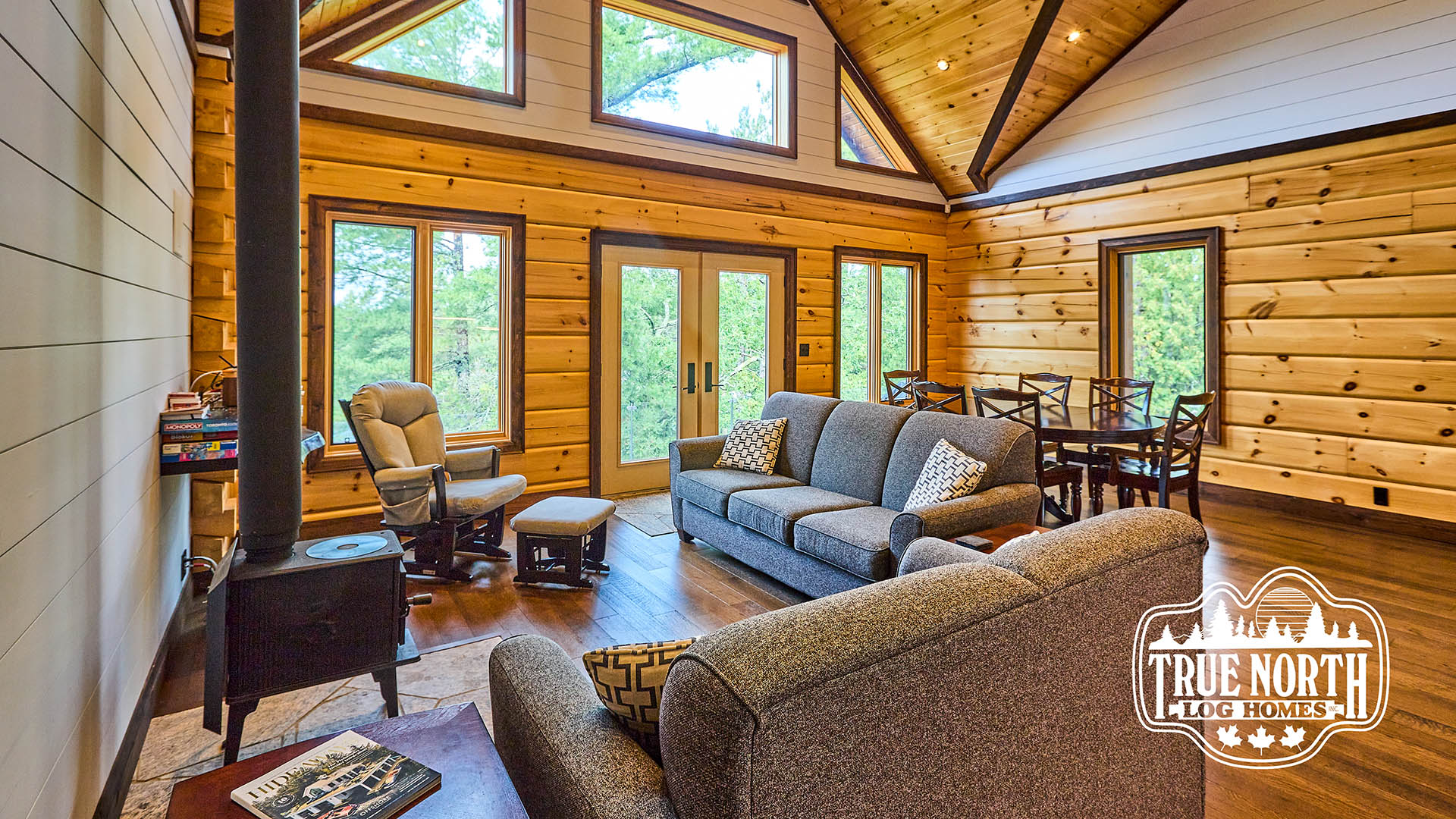 Moore-Residence-Living-Dinning