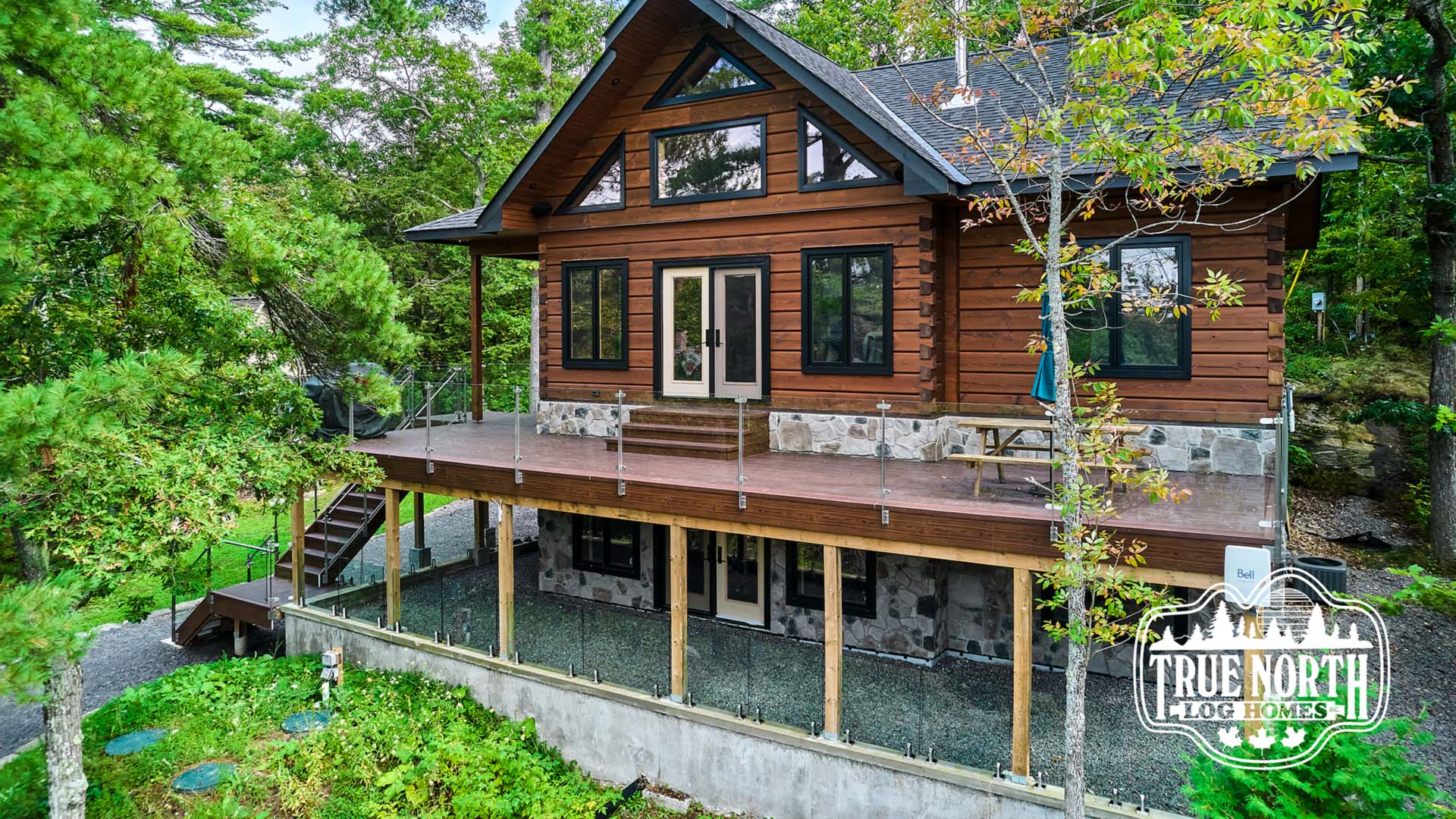 Moore-Residence-Rear-Deck