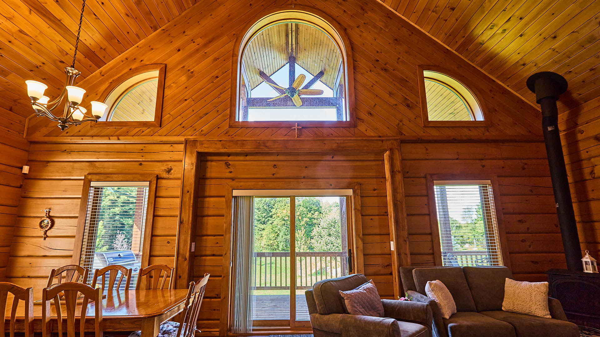 Sprovieri Residence dining room